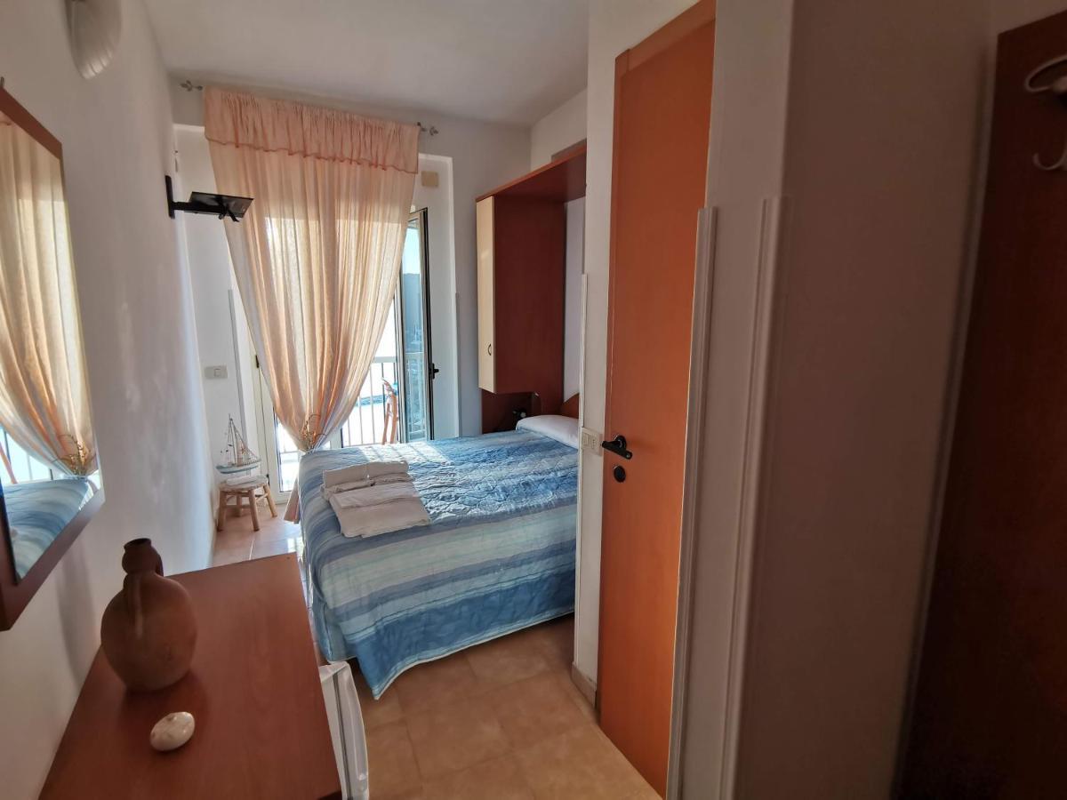 Pensione La Torretta Peschici Esterno foto